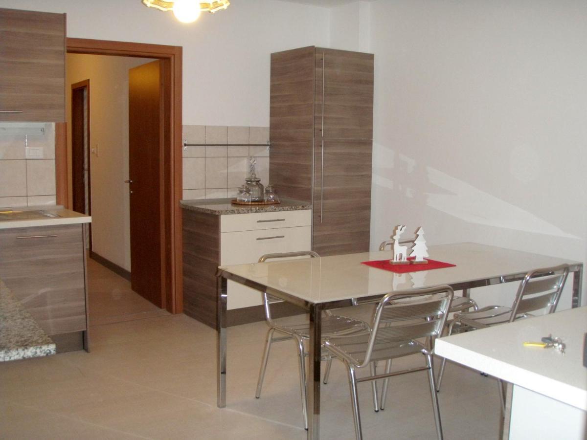 Bed and Breakfast Girasole Grazioli 47 Trento Exterior foto